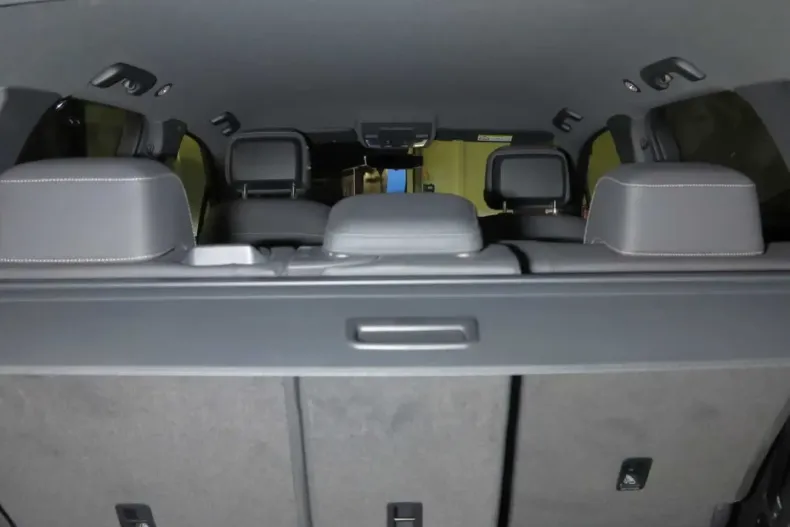 Volkswagen Touareg din 2021 cu 76.900 km - oferta VOL146083 - foto 14