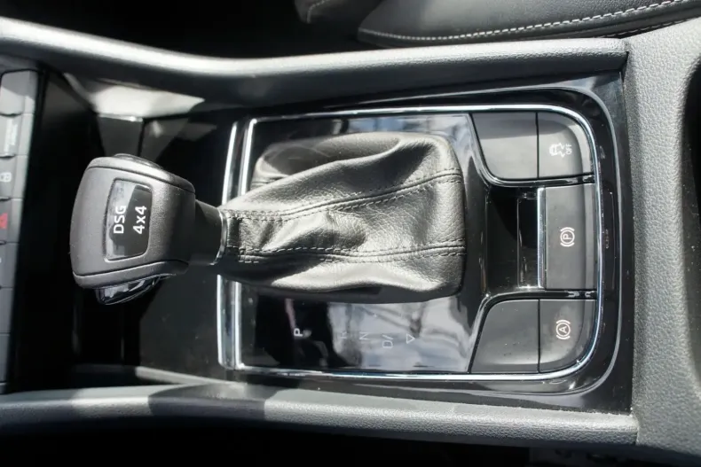 Skoda Kodiaq din 2020 cu 86.914 km - oferta SKO146098 - foto 27