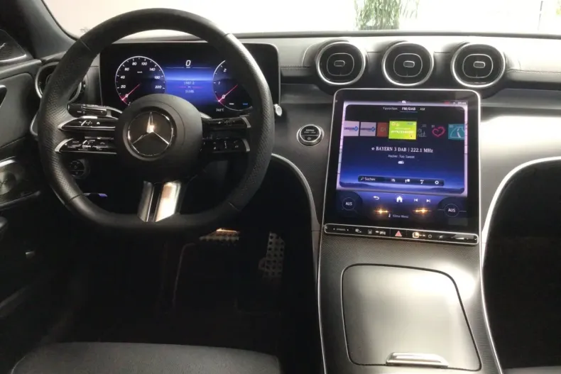 Mercedes-Benz C 300 din 2024 cu 31.579 km - oferta MER146101 - foto 7