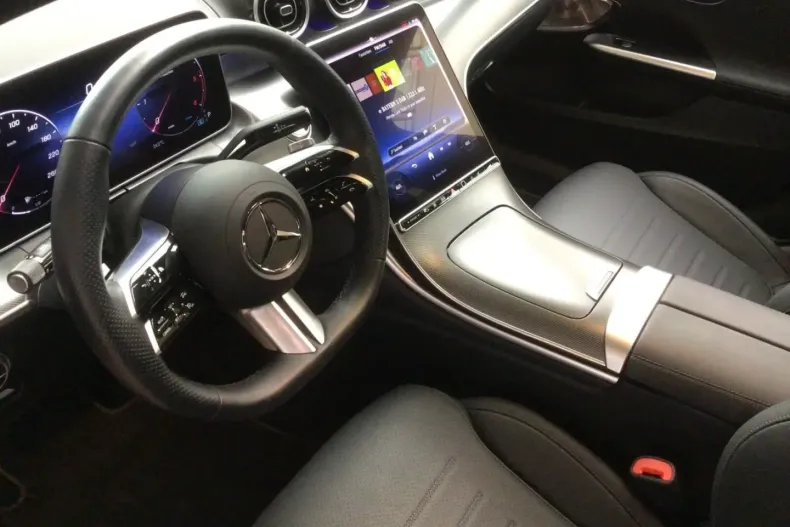 Mercedes-Benz C 300 din 2024 cu 31.579 km - oferta MER146101 - foto 9