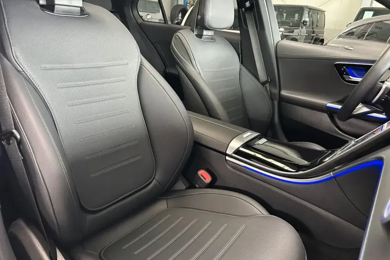 Mercedes-Benz C 300 din 2024 cu 12.410 km - oferta MER146108 - foto 6