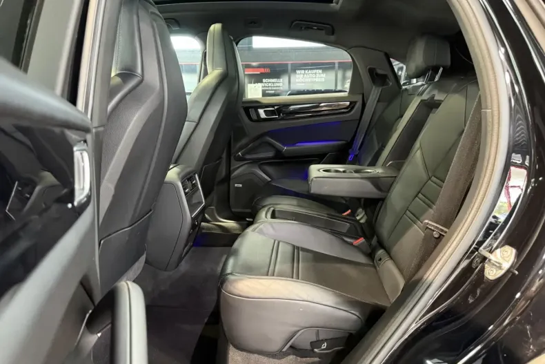 Porsche Cayenne din 2022 cu 57.863 km - oferta POR146112 - foto 11