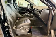 Porsche Cayenne din 2022 cu 46.715 km - oferta POR146131 - foto 12