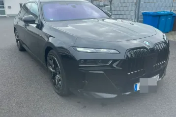 BMW 740 din 2023 - oferta BMW146138