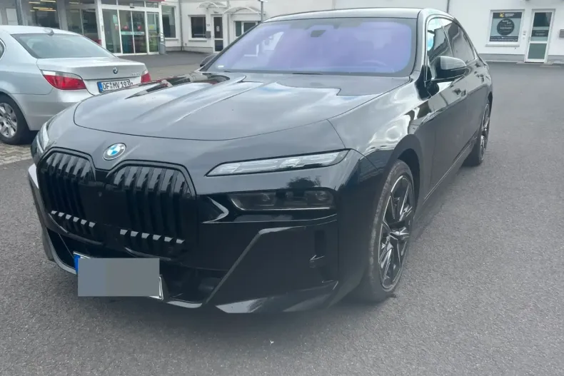 BMW 740 din 2023 cu 56.000 km - oferta BMW146138 - foto 2