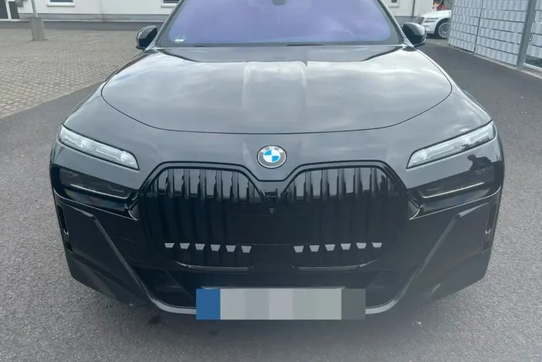 BMW 740 din 2023 cu 56.000 km - oferta BMW146138 - foto 4