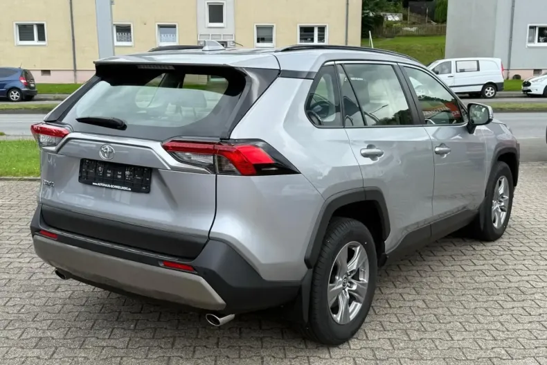 Toyota RAV4 din 2023 cu 42.213 km - oferta TOY146142 - foto 4