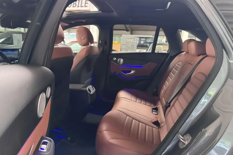 Mercedes-Benz GLC 300 din 2020 cu 56.900 km - oferta MER146147 - foto 18