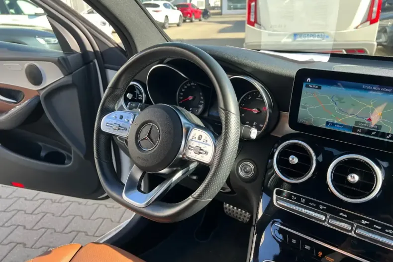 Mercedes-Benz GLC 220 din 2020 cu 73.207 km - oferta MER146148 - foto 27