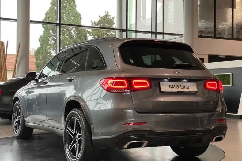 Mercedes-Benz GLC 220 din 2021 cu 73.306 km - oferta MER146149 - foto 4