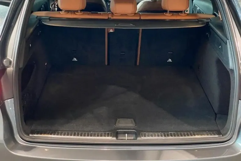 Mercedes-Benz GLC 220 din 2021 cu 73.306 km - oferta MER146149 - foto 26