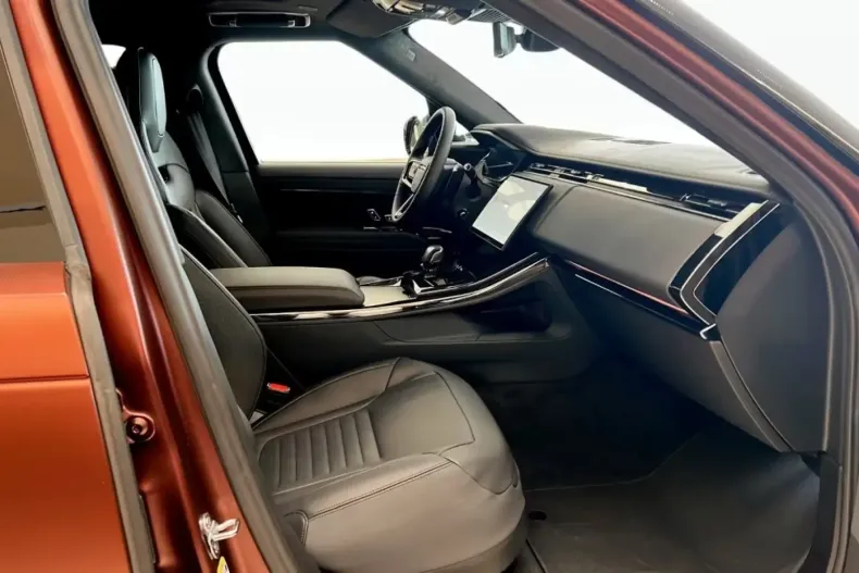 Land Rover Range Rover Sport din 2025 cu 45 km - oferta LAN146150 - foto 10