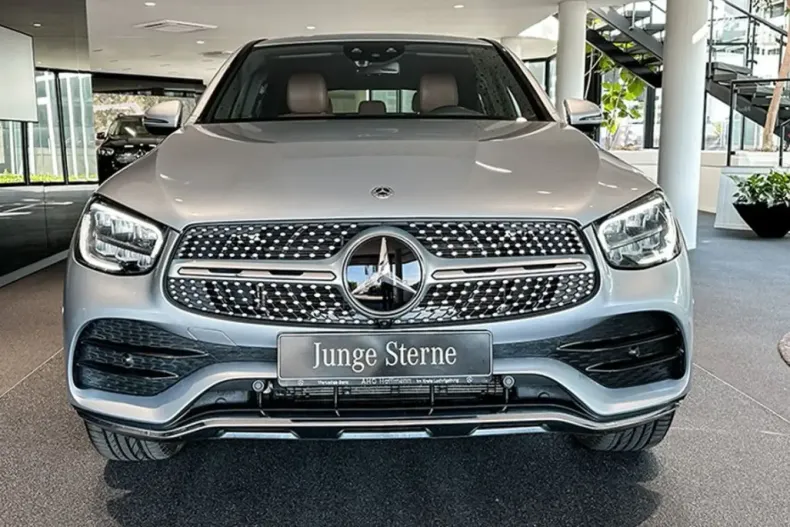 Mercedes-Benz GLC 300 din 2021 cu 77.900 km - oferta MER146151 - foto 3