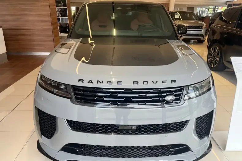 Land Rover Range Rover Sport din 2025 cu 35 km - oferta LAN146157 - foto 2