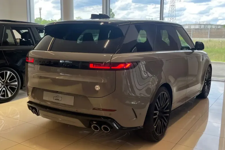 Land Rover Range Rover Sport din 2025 cu 35 km - oferta LAN146157 - foto 3