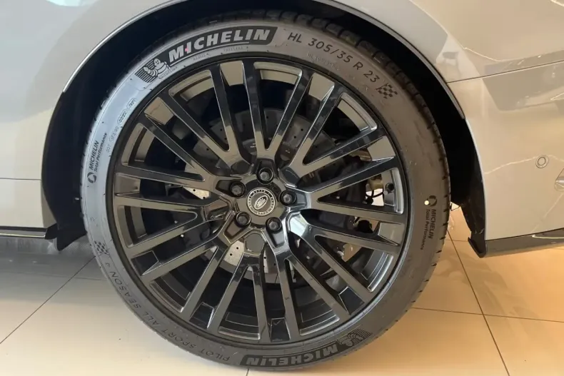 Land Rover Range Rover Sport din 2025 cu 35 km - oferta LAN146157 - foto 4