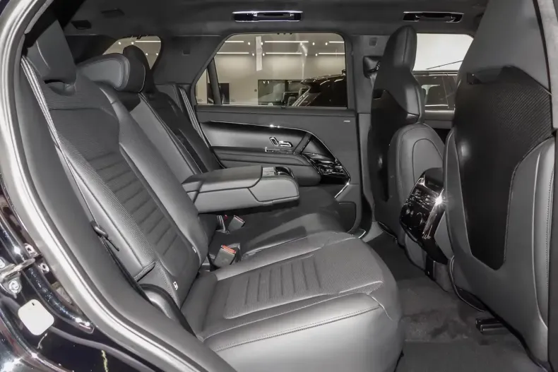 Land Rover Range Rover Sport din 2025 cu 5 km - oferta LAN146161 - foto 4