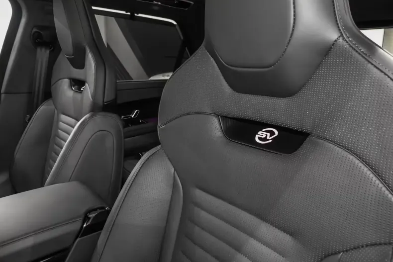 Land Rover Range Rover Sport din 2025 cu 5 km - oferta LAN146161 - foto 12