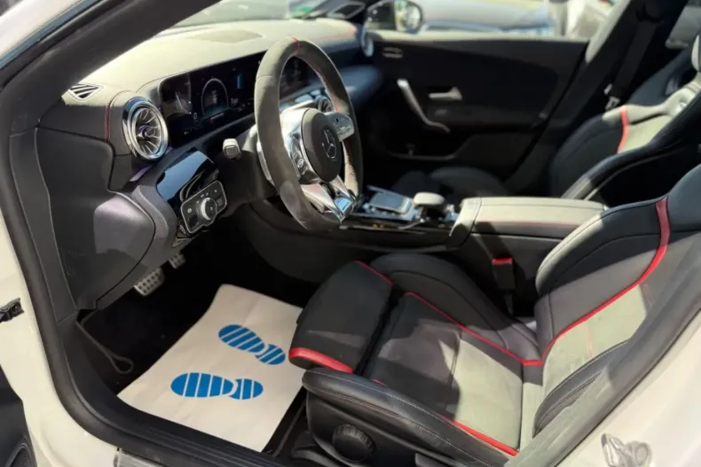 Mercedes-Benz CLA 45 AMG din 2021 cu 68.260 km - oferta MER146164 - foto 13