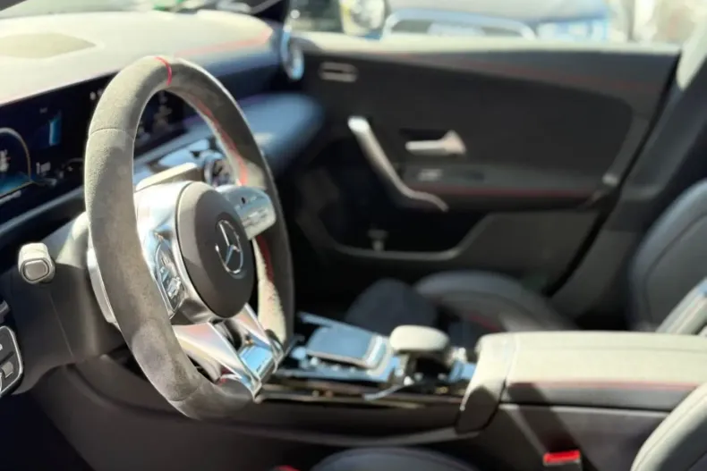 Mercedes-Benz CLA 45 AMG din 2021 cu 68.260 km - oferta MER146164 - foto 15