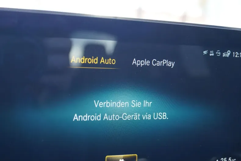 Mercedes-Benz CLA 250 din 2021 cu 63.000 km - oferta MER146166 - foto 17