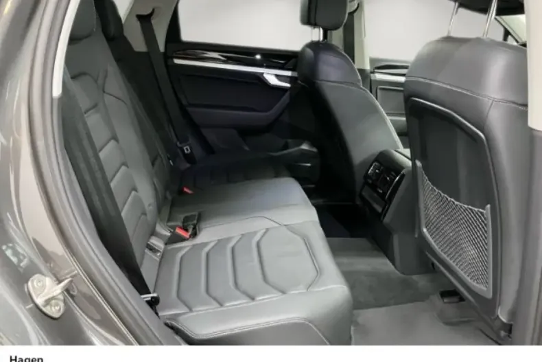 Volkswagen Touareg din 2022 cu 77.744 km - oferta VOL146170 - foto 6