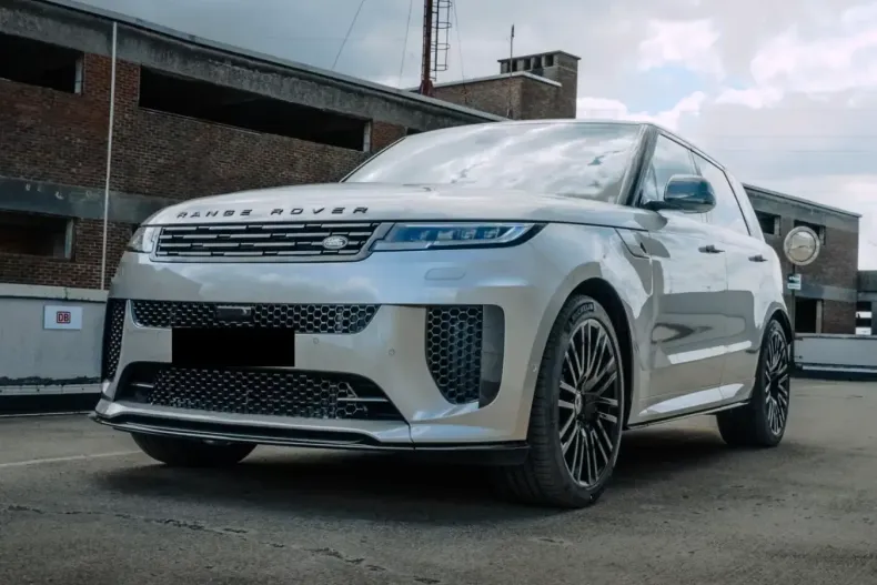 Land Rover Range Rover Sport din 2025 cu 30 km - oferta LAN146171 - foto 1