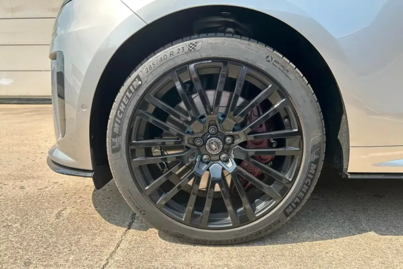 Land Rover Range Rover Sport din 2025 cu 30 km - oferta LAN146171 - foto 3