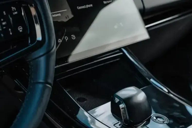 Land Rover Range Rover Sport din 2025 cu 30 km - oferta LAN146171 - foto 5