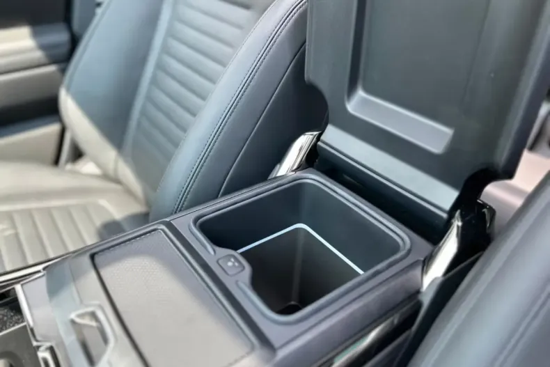 Land Rover Range Rover Sport din 2025 cu 30 km - oferta LAN146171 - foto 6