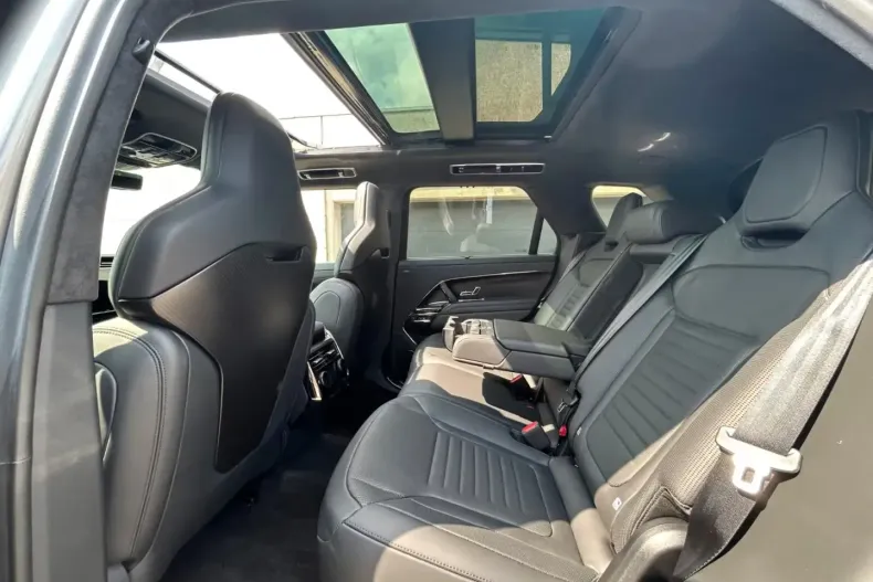 Land Rover Range Rover Sport din 2025 cu 30 km - oferta LAN146171 - foto 8