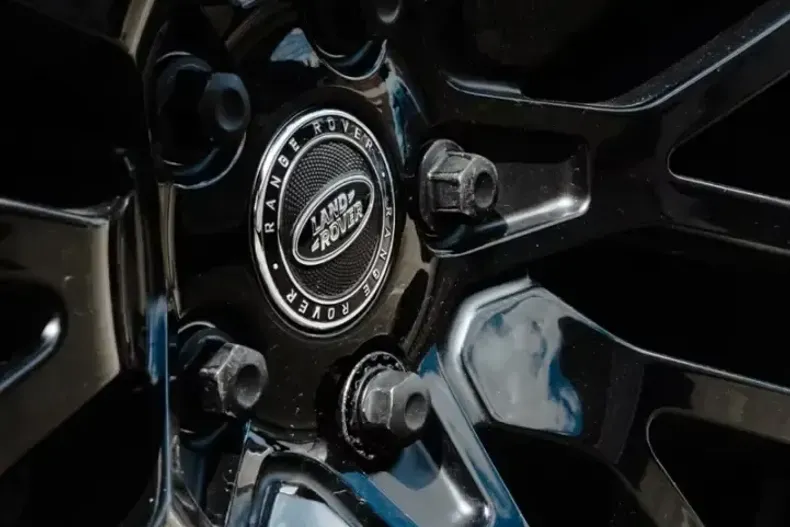 Land Rover Range Rover Sport din 2025 cu 30 km - oferta LAN146171 - foto 12