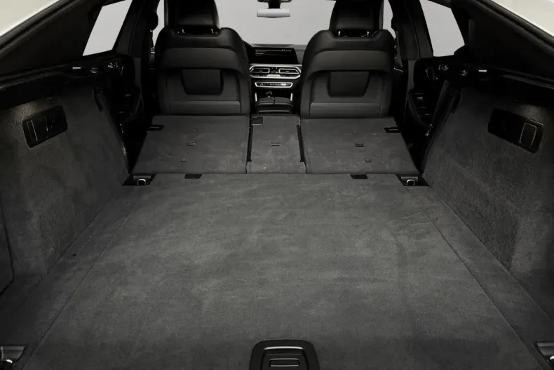 BMW X6 din 2022 cu 88.100 km - oferta BMW146177 - foto 14