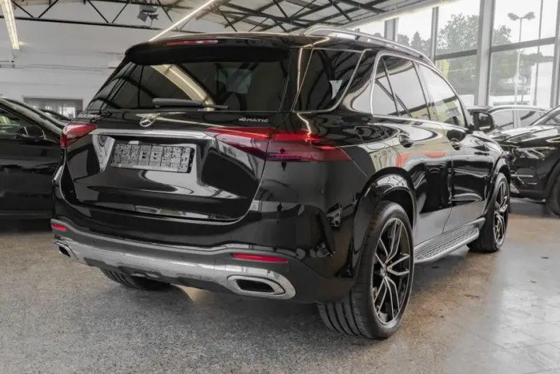 Mercedes-Benz GLE 300 din 2024 cu 19.758 km - oferta MER146178 - foto 3