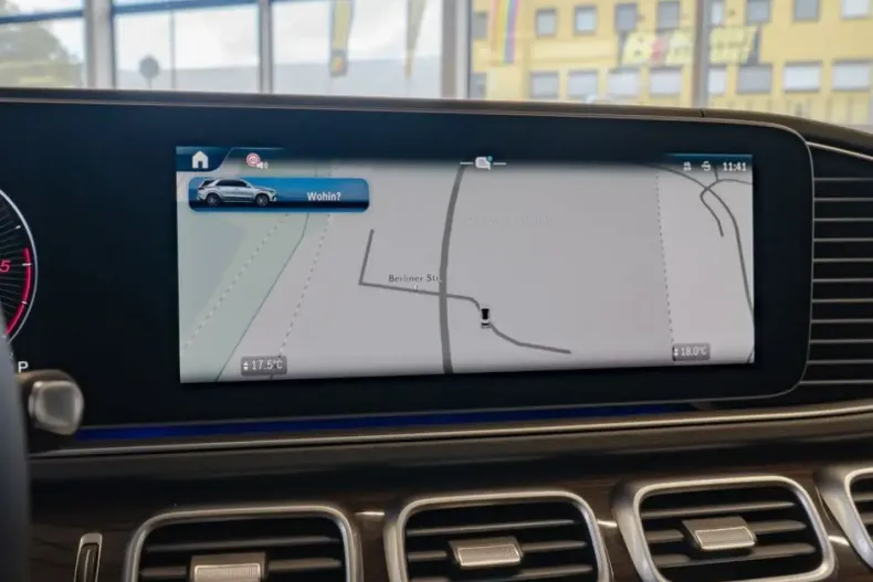 Mercedes-Benz GLE 300 din 2024 cu 19.758 km - oferta MER146178 - foto 16