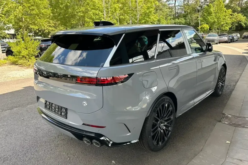 Land Rover Range Rover Sport din 2025 cu 5 km - oferta LAN146181 - foto 2