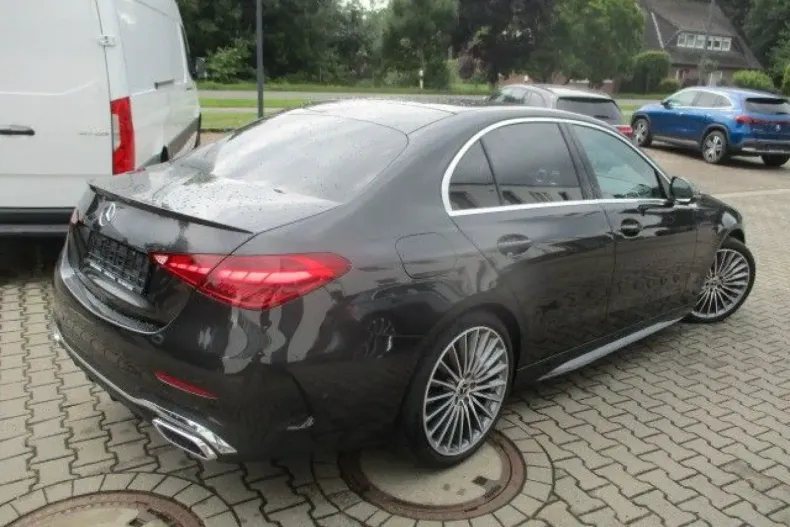 Mercedes-Benz C 180 din 2024 cu 18.400 km - oferta MER146189 - foto 4