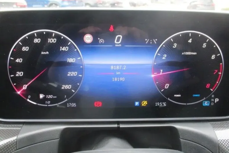 Mercedes-Benz C 180 din 2024 cu 18.400 km - oferta MER146189 - foto 18