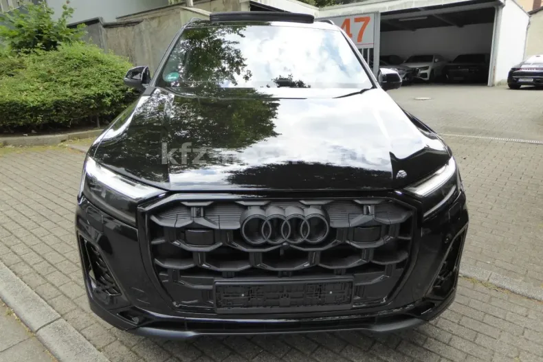 Audi Q7 din 2024 cu 7.900 km - oferta AUD146200 - foto 2