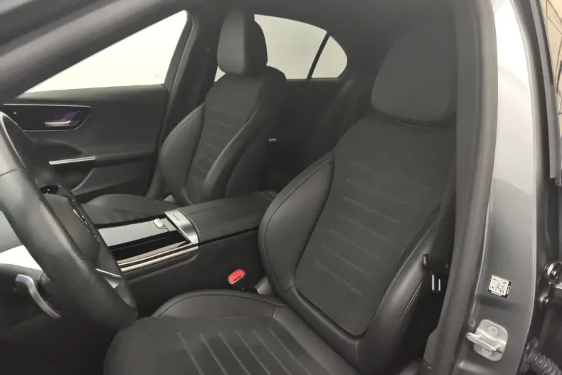 Mercedes-Benz C 200 din 2024 cu 18.745 km - oferta MER146202 - foto 11