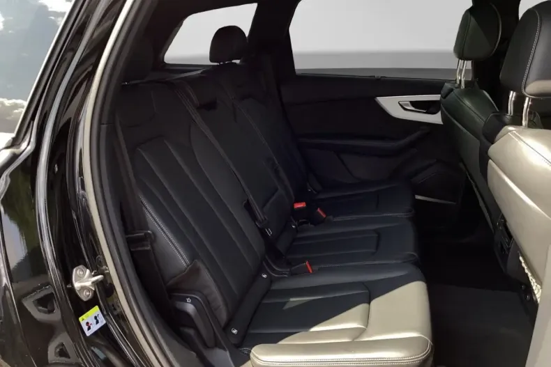 Audi Q7 din 2022 cu 83.737 km - oferta AUD146203 - foto 4