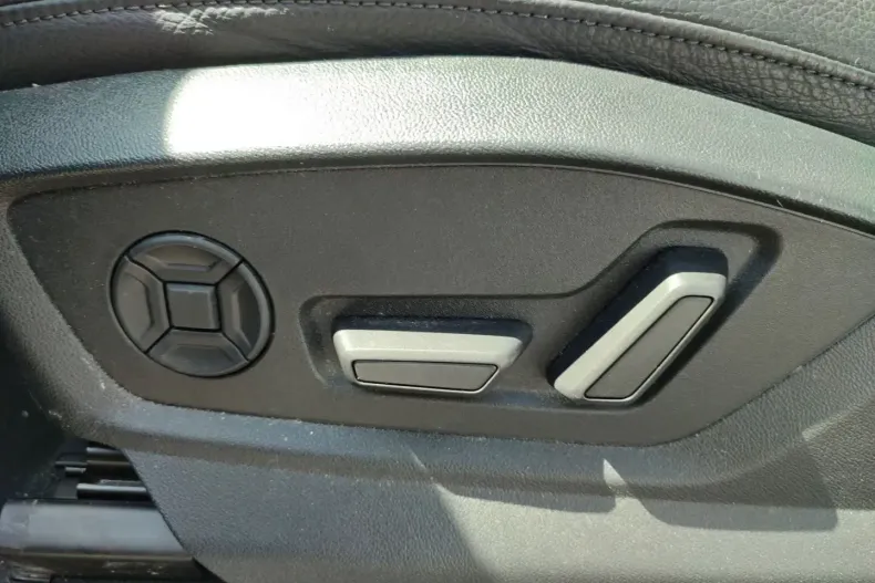 Audi Q8 din 2022 cu 83.912 km - oferta AUD146211 - foto 13