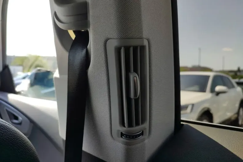 Audi Q8 din 2022 cu 83.912 km - oferta AUD146211 - foto 17