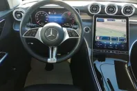 Mercedes-Benz GLC 300 din 2023 cu 14.990 km - oferta MER146215 - foto 10