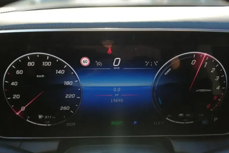 Mercedes-Benz GLC 300 din 2023 cu 14.990 km - oferta MER146215 - foto 14