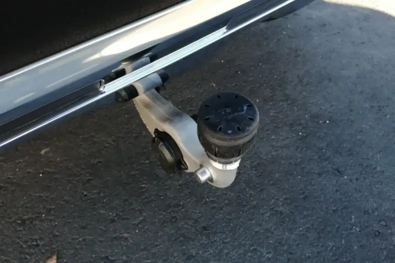 Mercedes-Benz GLC 300 din 2023 cu 14.990 km - oferta MER146215 - foto 18