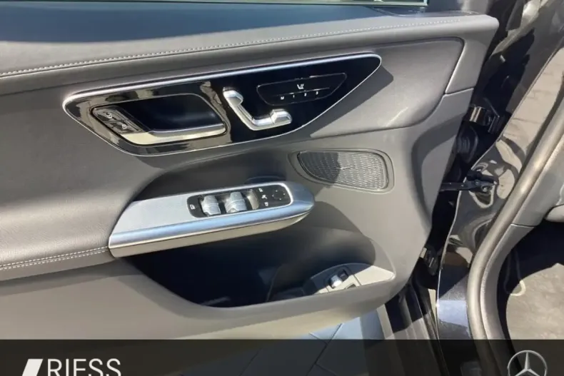 Mercedes-Benz GLC 300 din 2024 cu 19.523 km - oferta MER146217 - foto 8