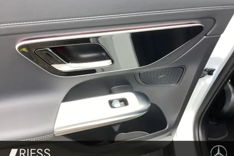 Mercedes-Benz GLC 300 din 2024 cu 21.986 km - oferta MER146221 - foto 14