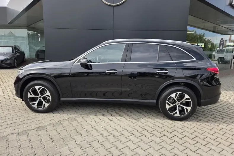 Mercedes-Benz GLC 300 din 2024 cu 12.822 km - oferta MER146228 - foto 2