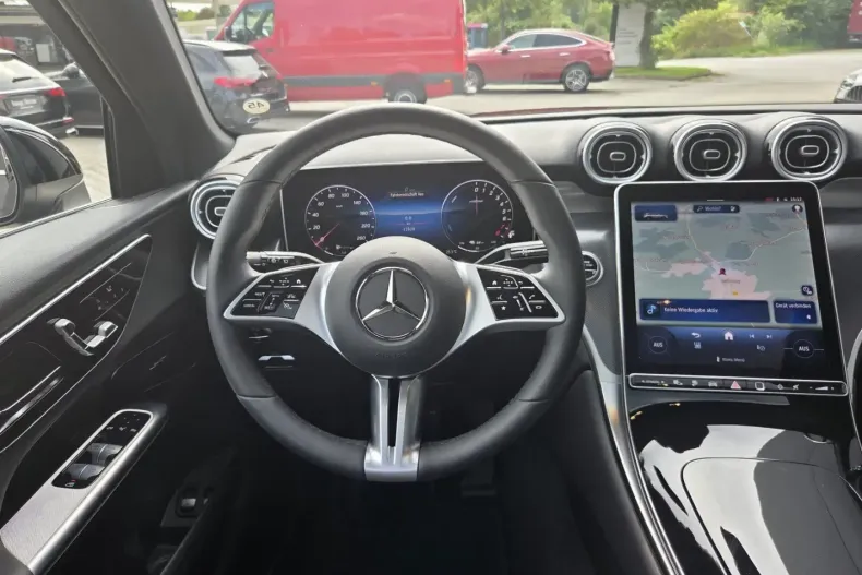 Mercedes-Benz GLC 300 din 2024 cu 12.822 km - oferta MER146228 - foto 14